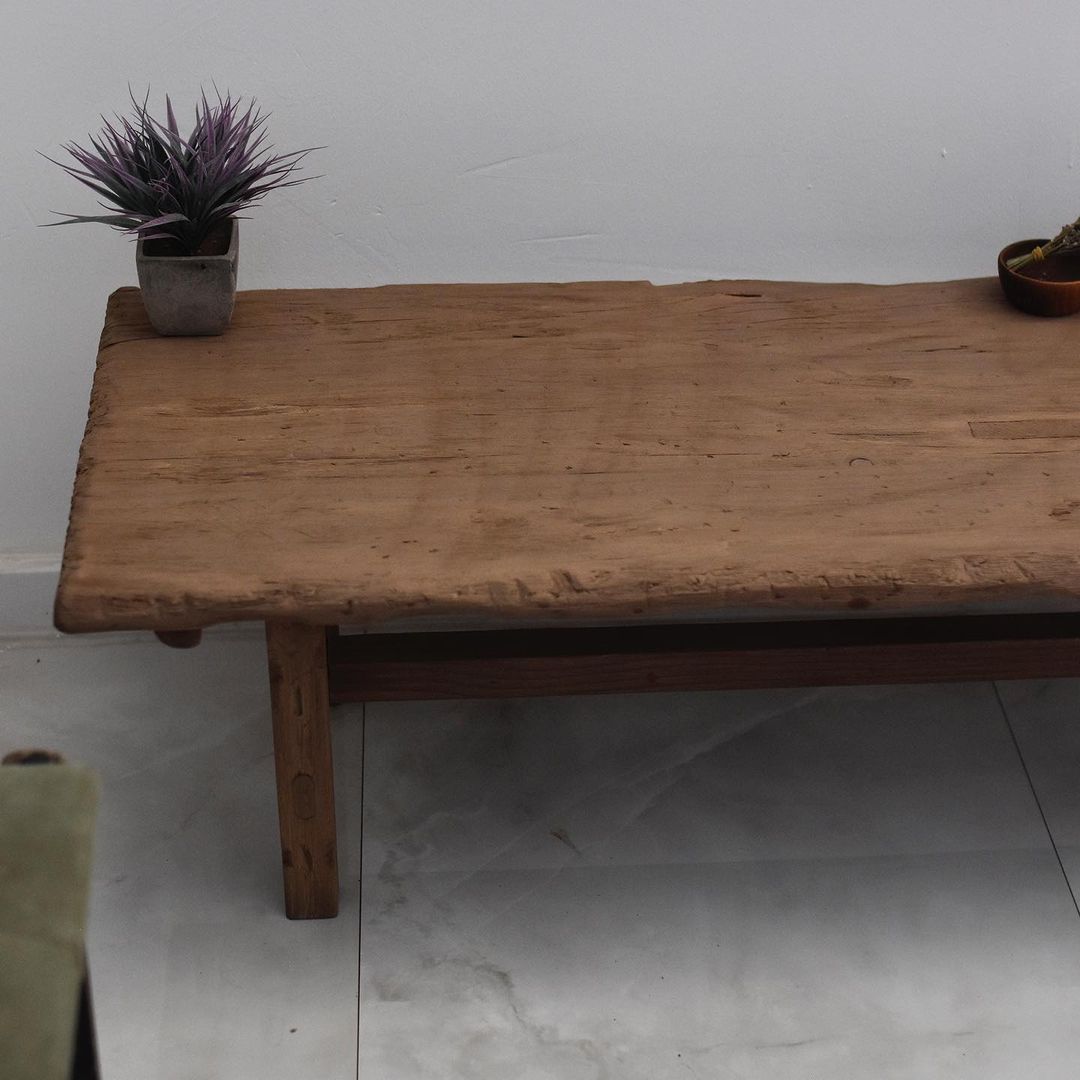 Rustic Wooden Coffee Table for Living Room, Farmhouse Reclaimed Barnwood Table